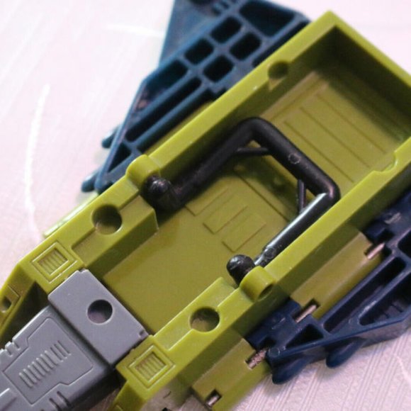 Vintage Micromasters Roughstuff Transformers 1988 G1 Incomplete for part figure - Picture 3 of 5